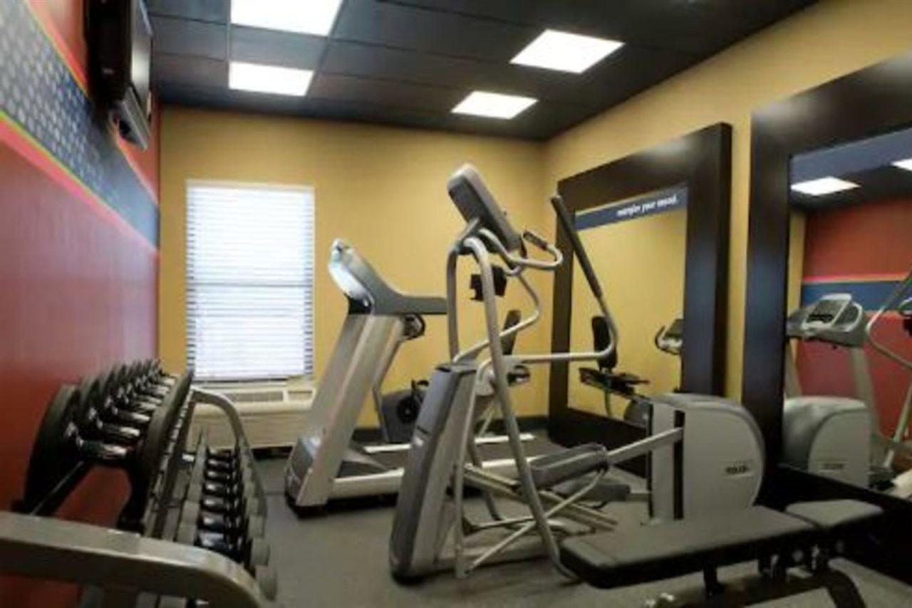 Hampton Inn Starkville Buitenkant foto