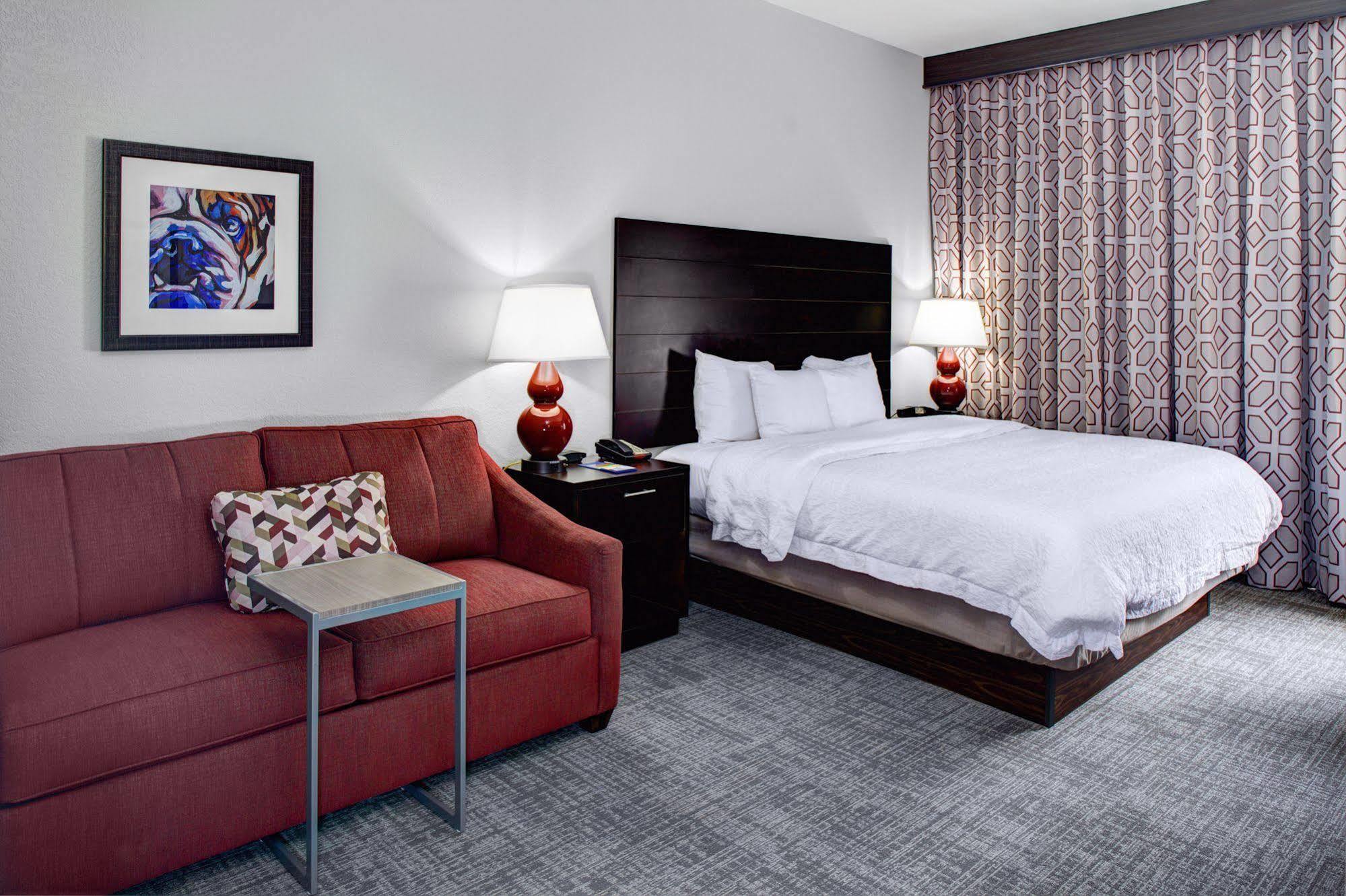 Hampton Inn Starkville Buitenkant foto